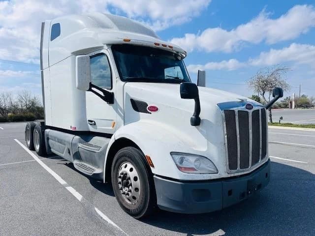 2021 Peterbilt 579 in Pharr, TX — photo 4