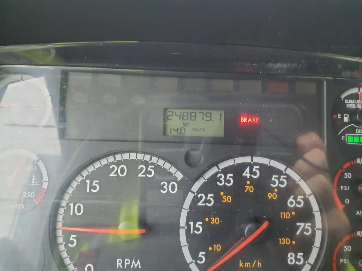2015 Freightliner M2 106 in Wayland, MI — photo 10