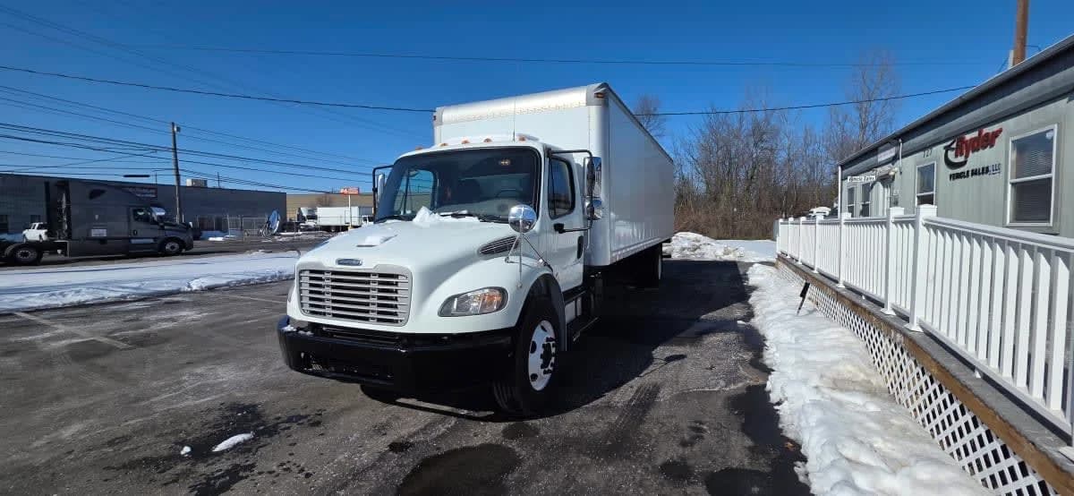 2018 Freightliner M2 106