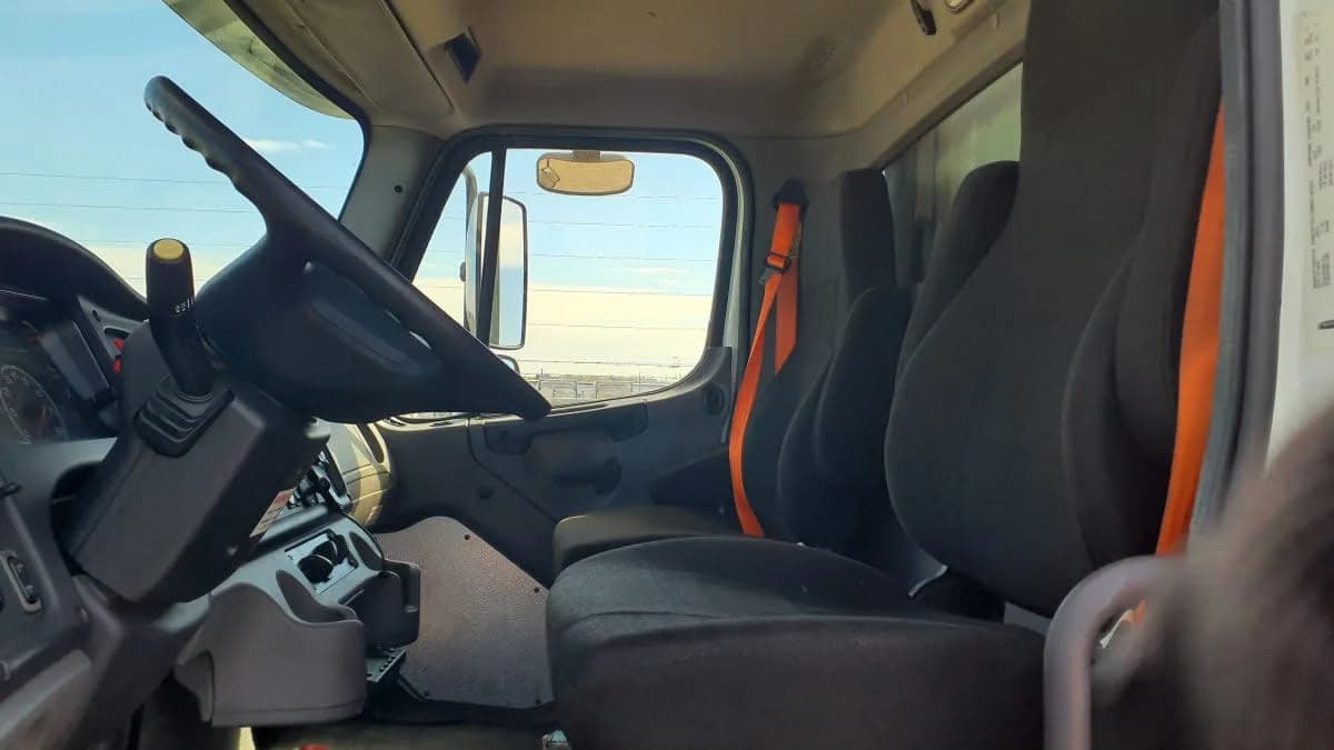 2020 Freightliner M2 106 in Birmingham, AL — photo 8