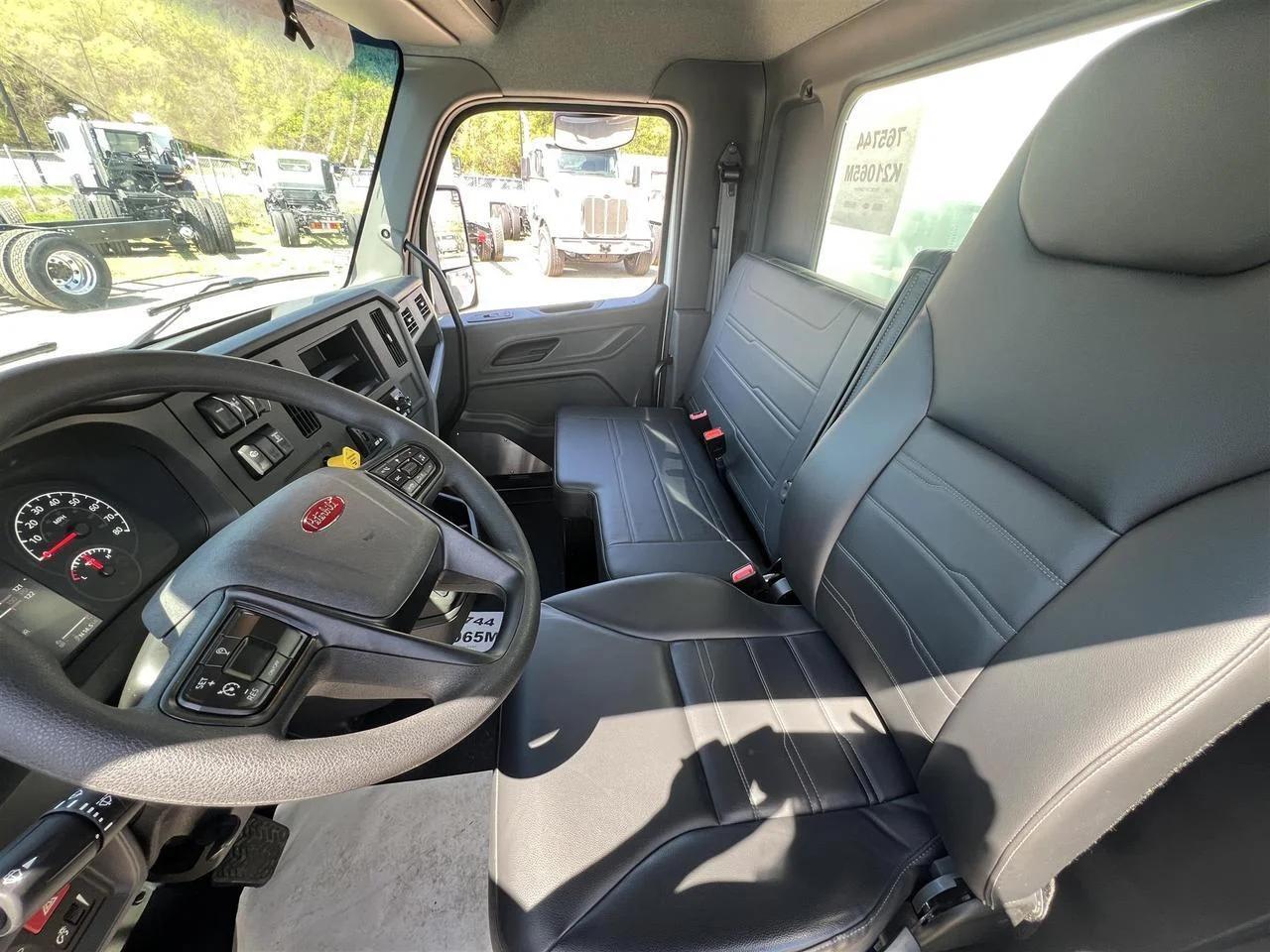 2025 Peterbilt 536 in Fargo, ND — photo 8