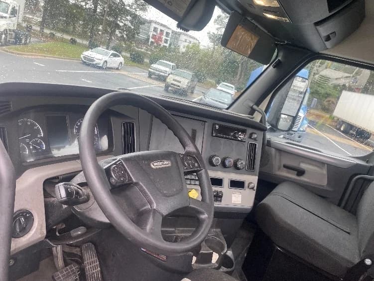 2019 Freightliner Cascadia in Charlotte, NC — photo 10