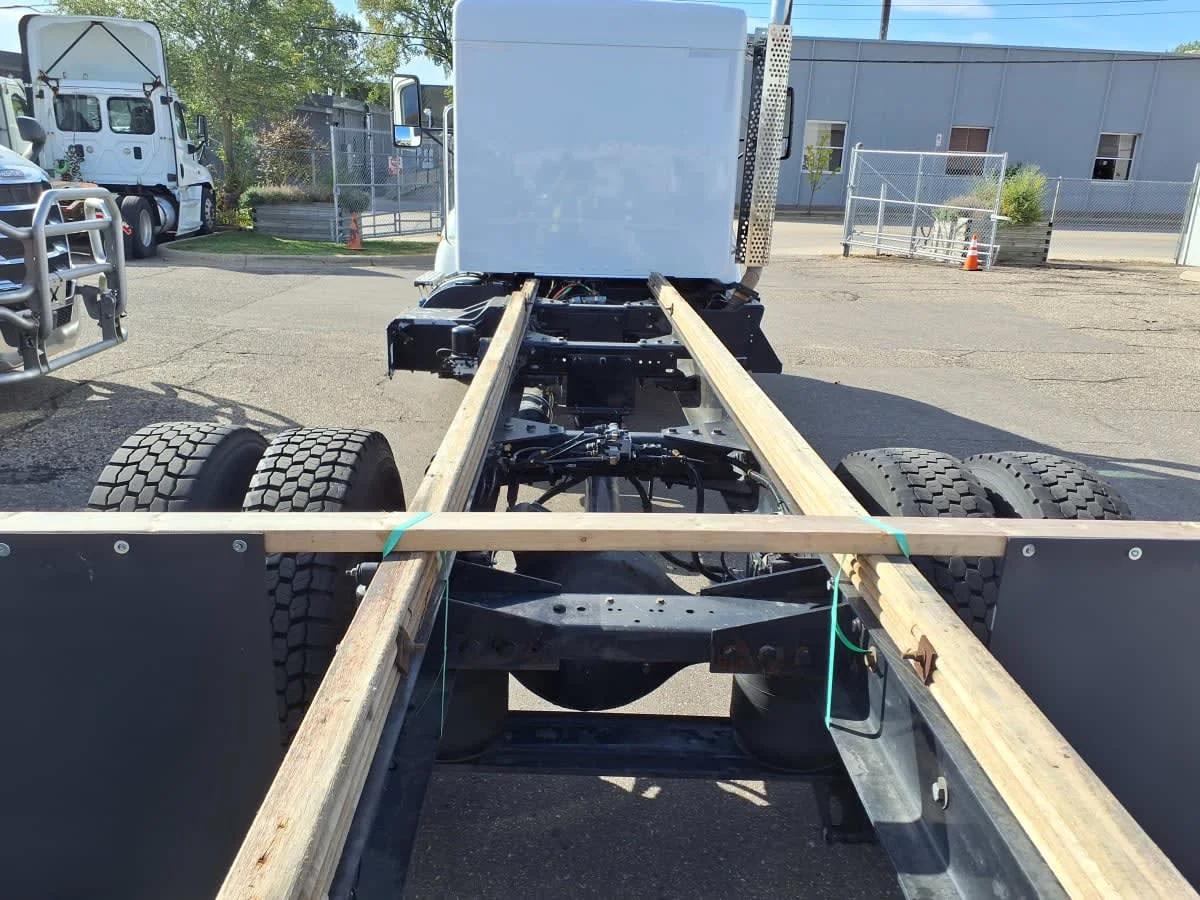 2020 Kenworth T370 in Minneapolis, MN — photo 11