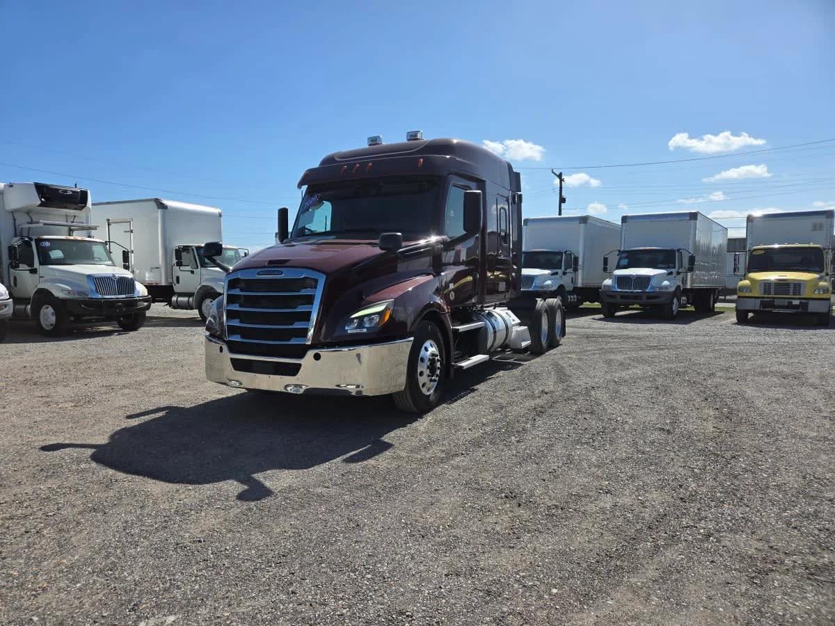 2020 Freightliner Cascadia