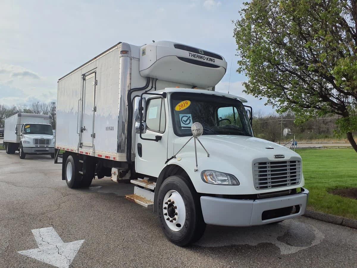 2019 Freightliner M2 106 in O'fallon, MO — photo 3