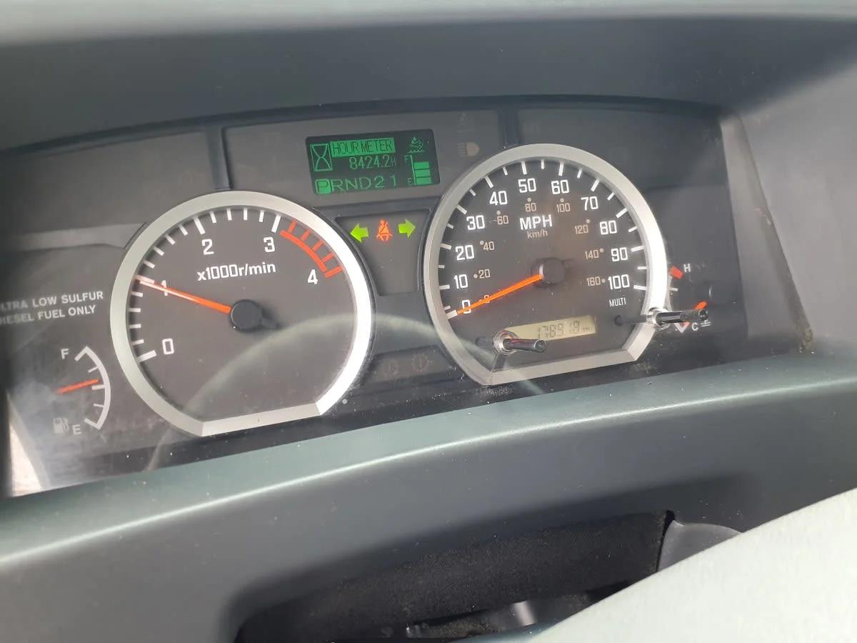 2019 Isuzu NRR in Springfield, MA — photo 11