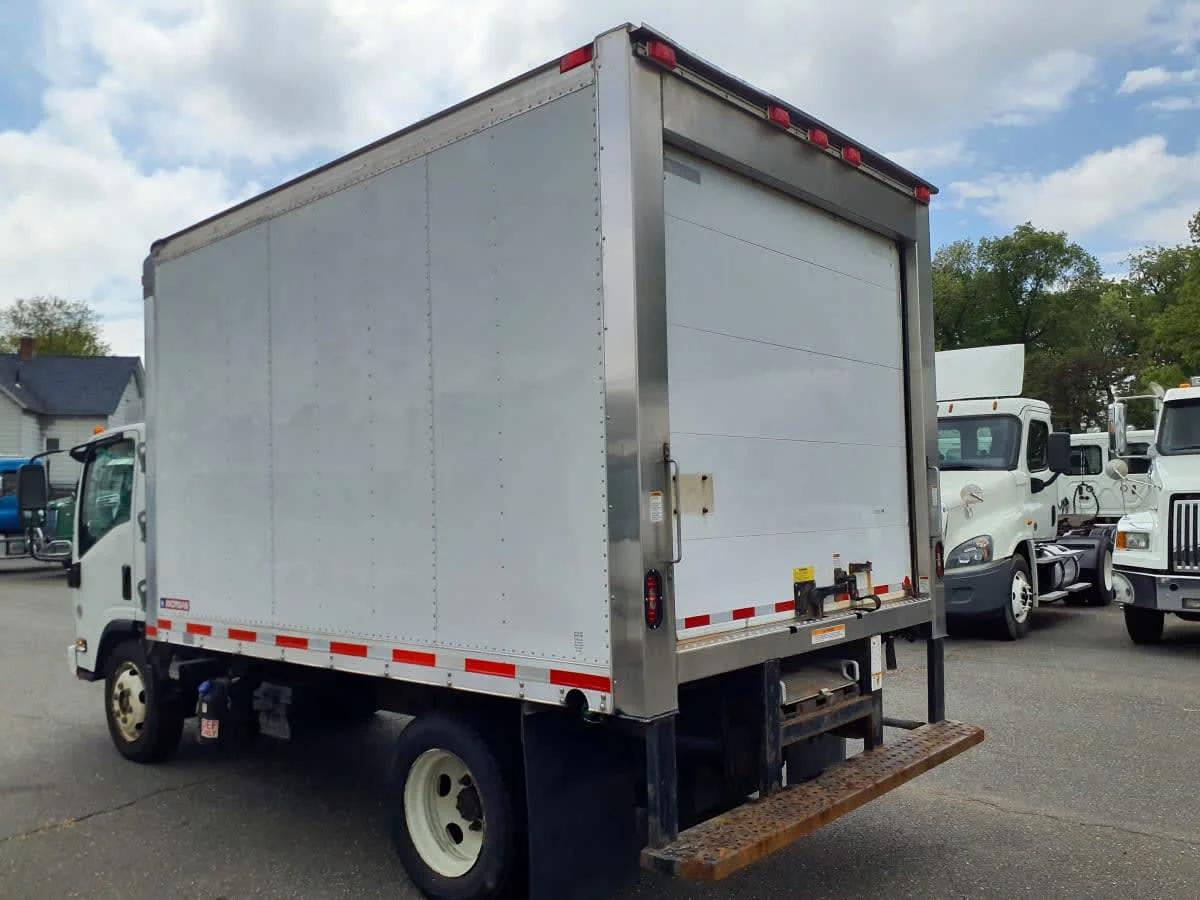 2019 Isuzu NRR in Springfield, MA — photo 6