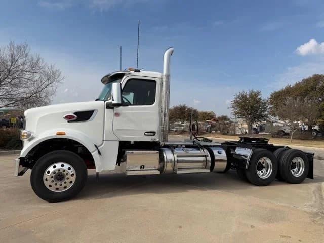 2027 Peterbilt 567 in Fort Worth, TX — photo 3