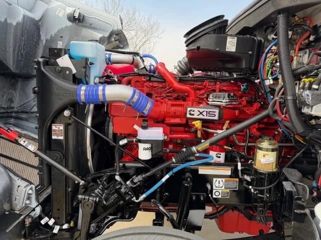 2027 Peterbilt 567 in Fort Worth, TX — photo 14