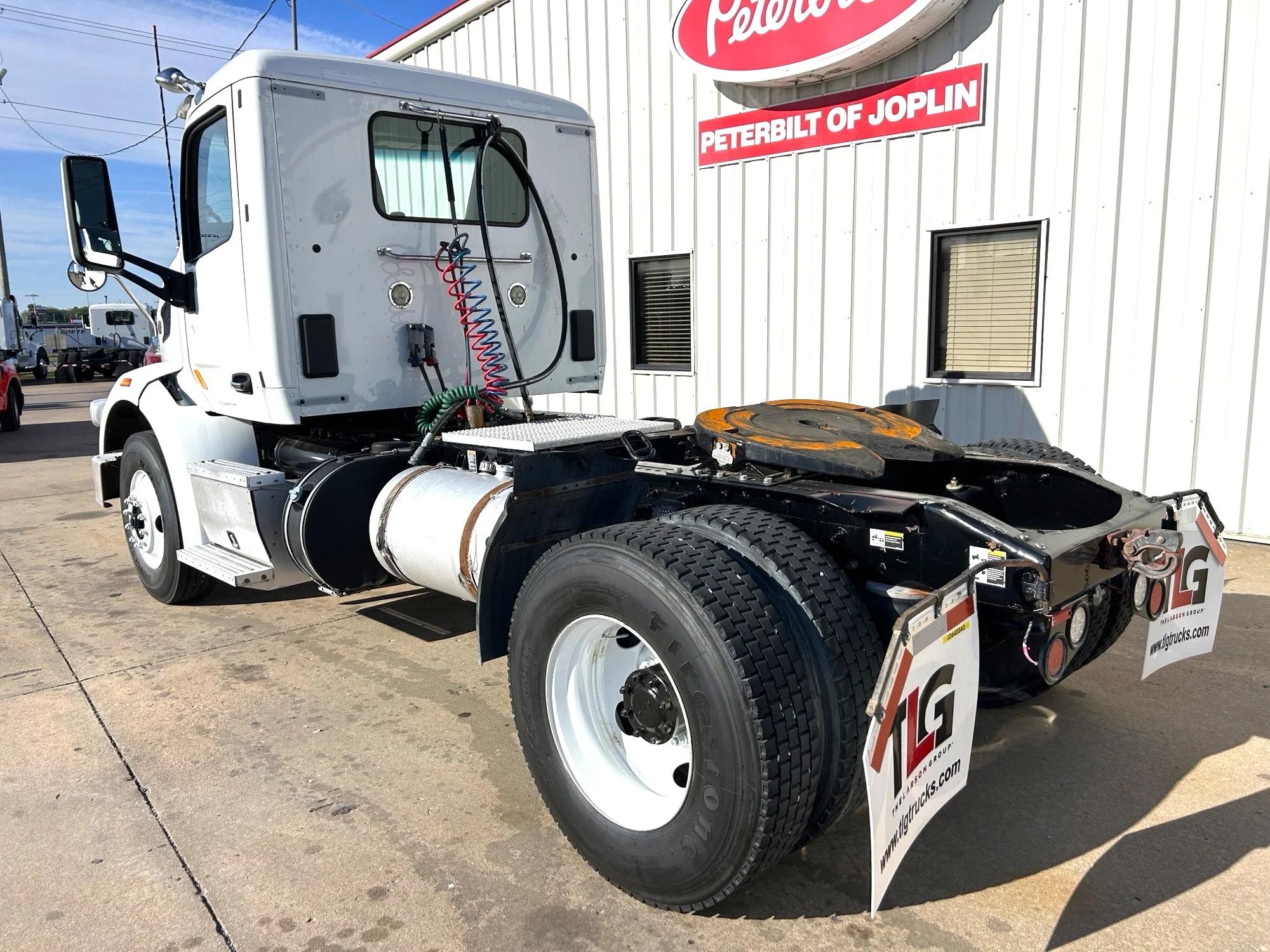 2020 Peterbilt 567 in Joplin, MO — photo 5