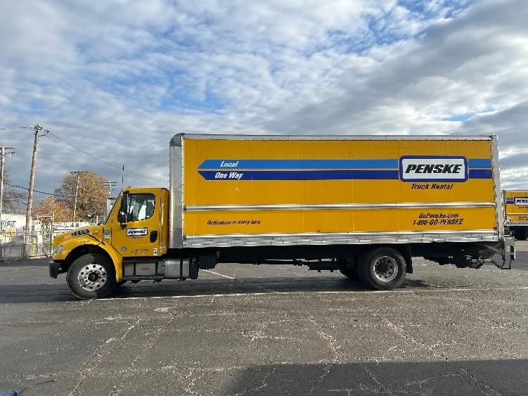 2020 Freightliner M2 106 in Chesapeake, VA — photo 4