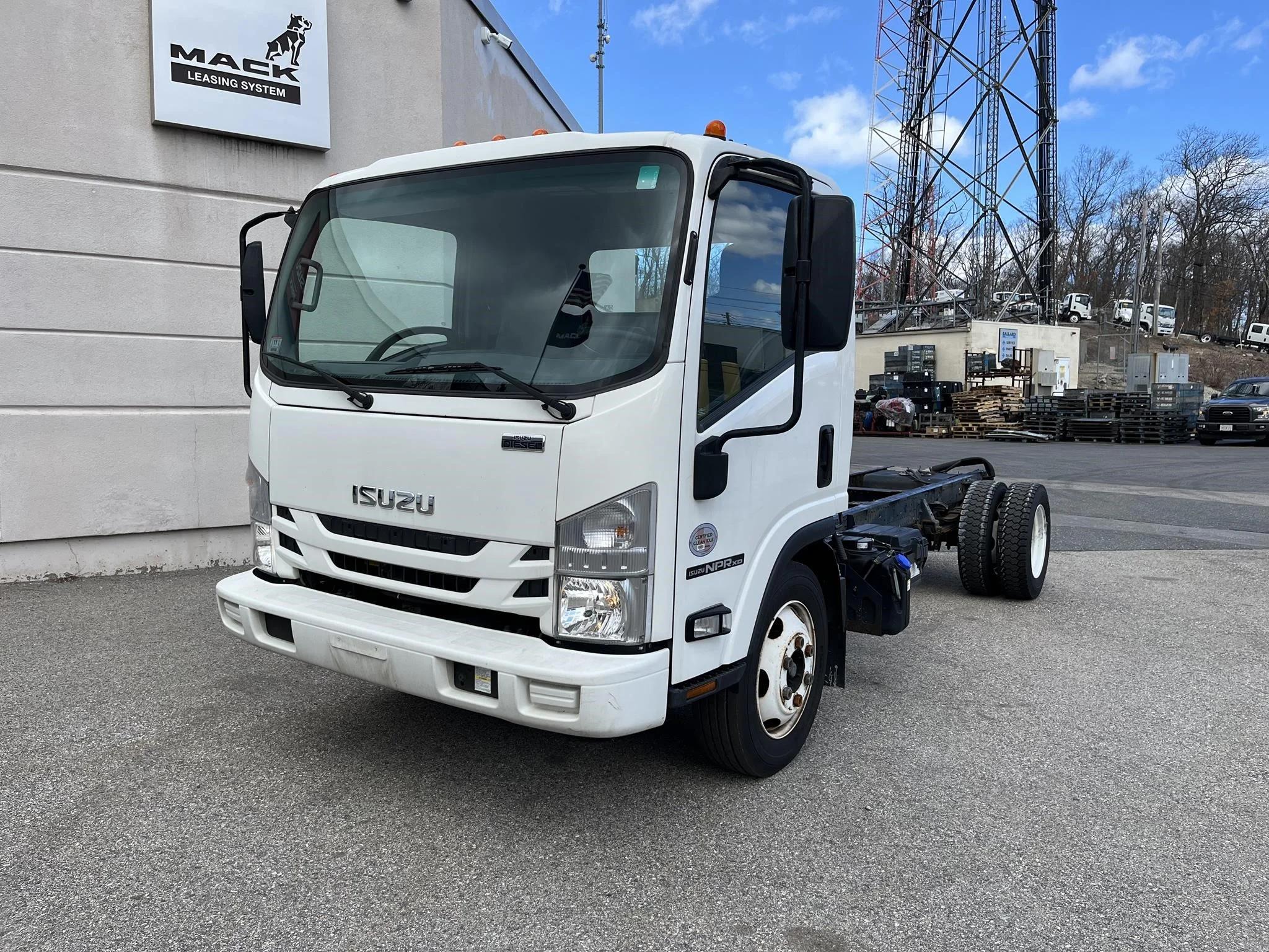 2020 Isuzu 