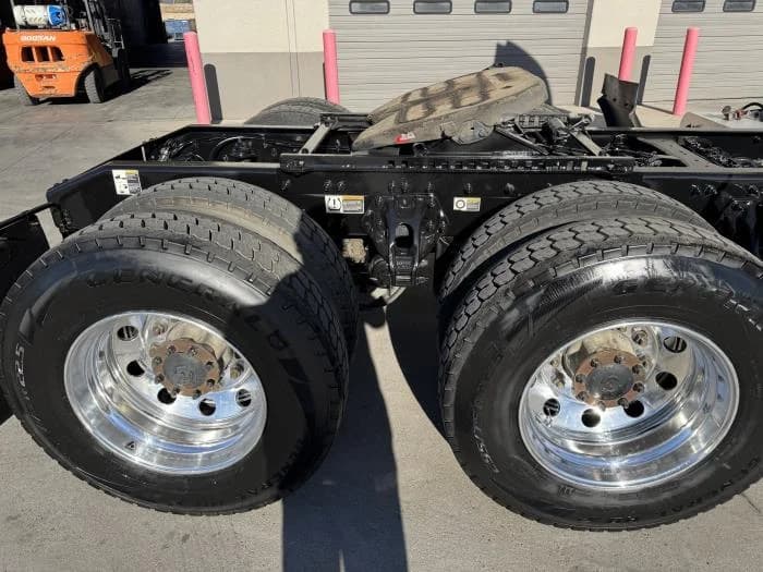2021 Peterbilt 579 in El Paso, TX — photo 18