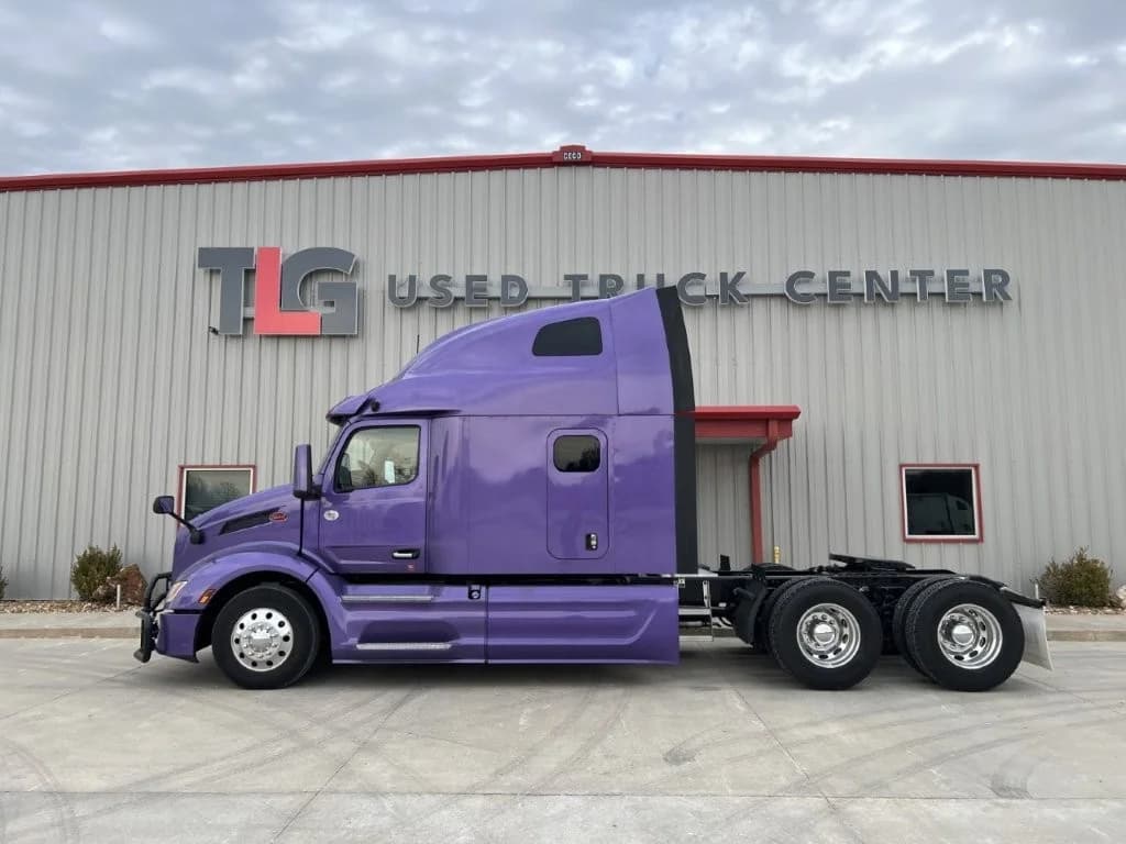2022 Peterbilt 579 in Springfield, MO — photo 6
