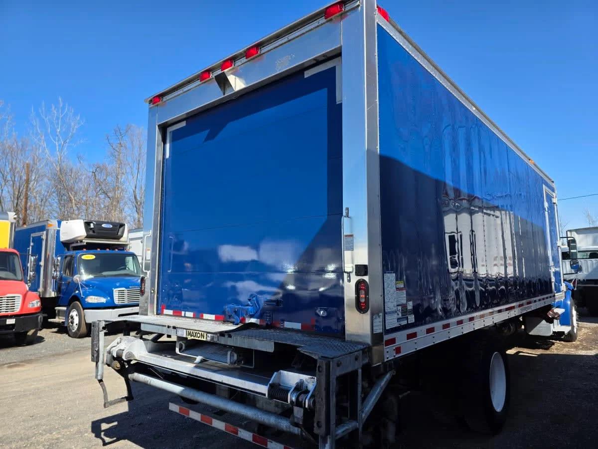 2018 Freightliner M2 106 in Bensalem, PA — photo 4