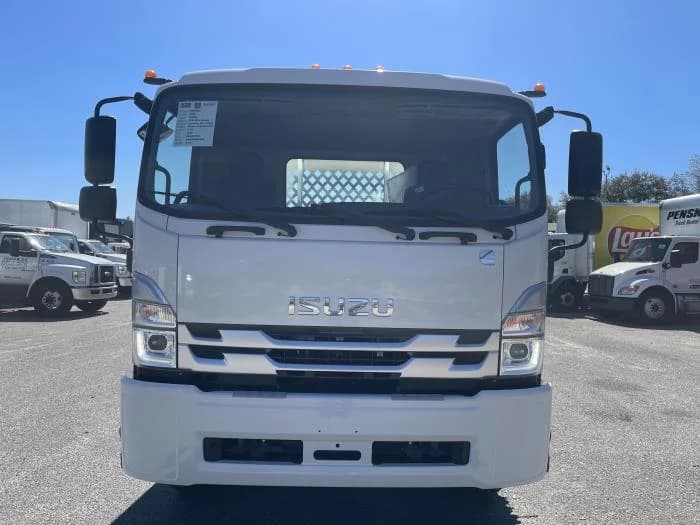 2025 Isuzu FTR in Orlando, FL — photo 6