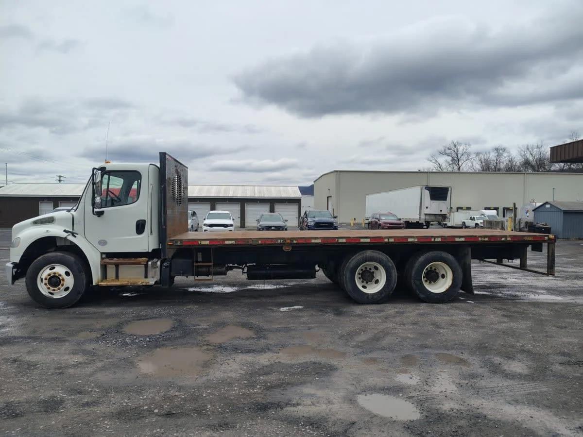 2020 Freightliner M2 106 in Allentown, PA — photo 7
