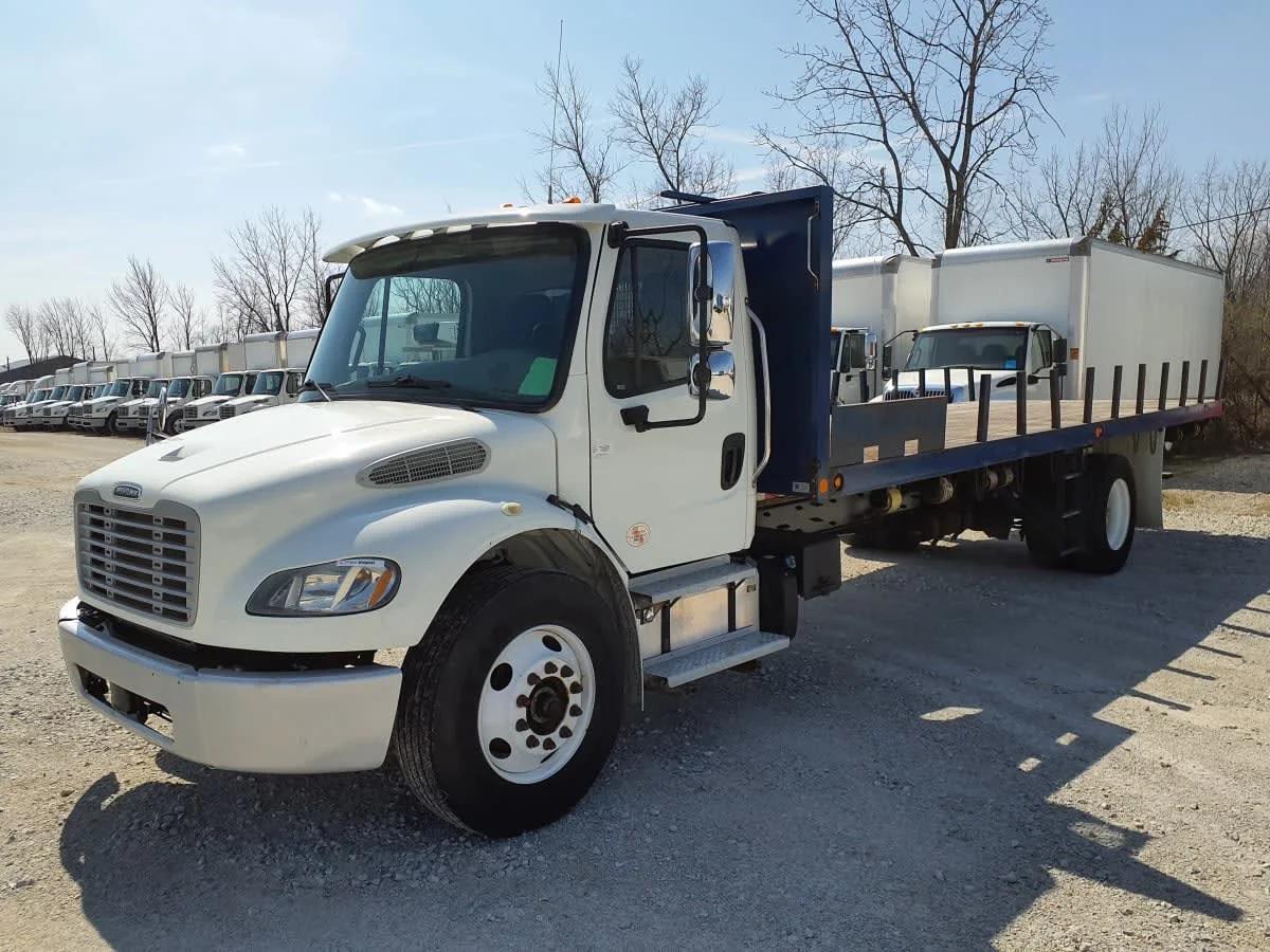 2018 Freightliner M2 106