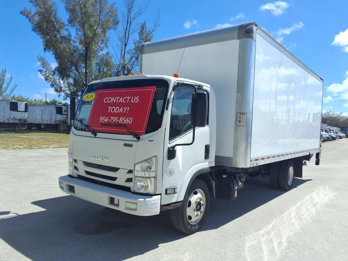 2019 Isuzu NRR