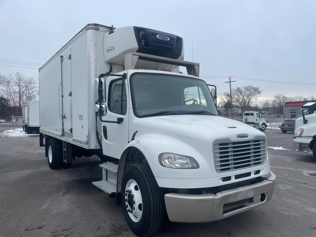 2018 Freightliner M2 106 in Beltsville, MD — photo 3