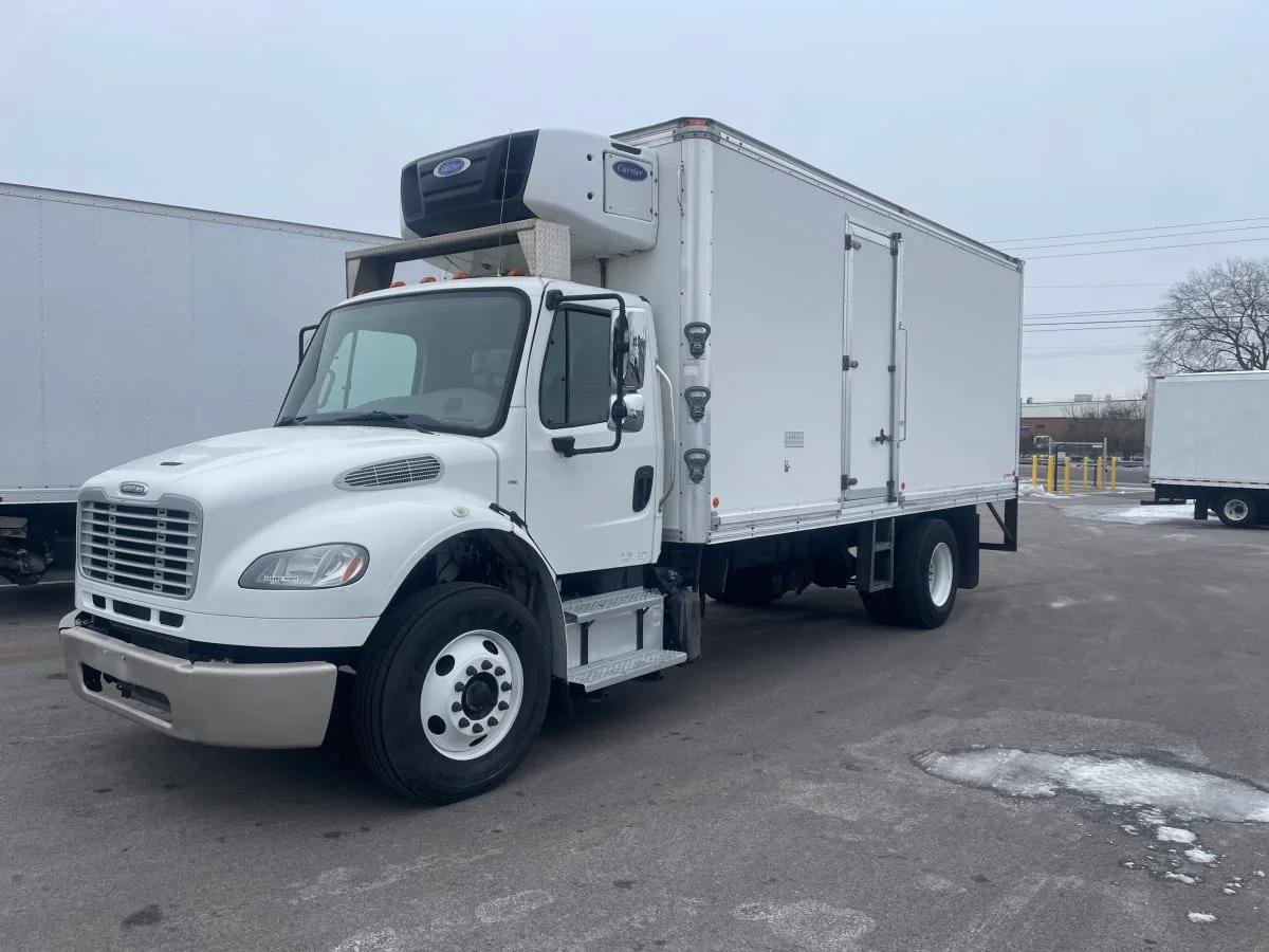 2018 Freightliner M2 106
