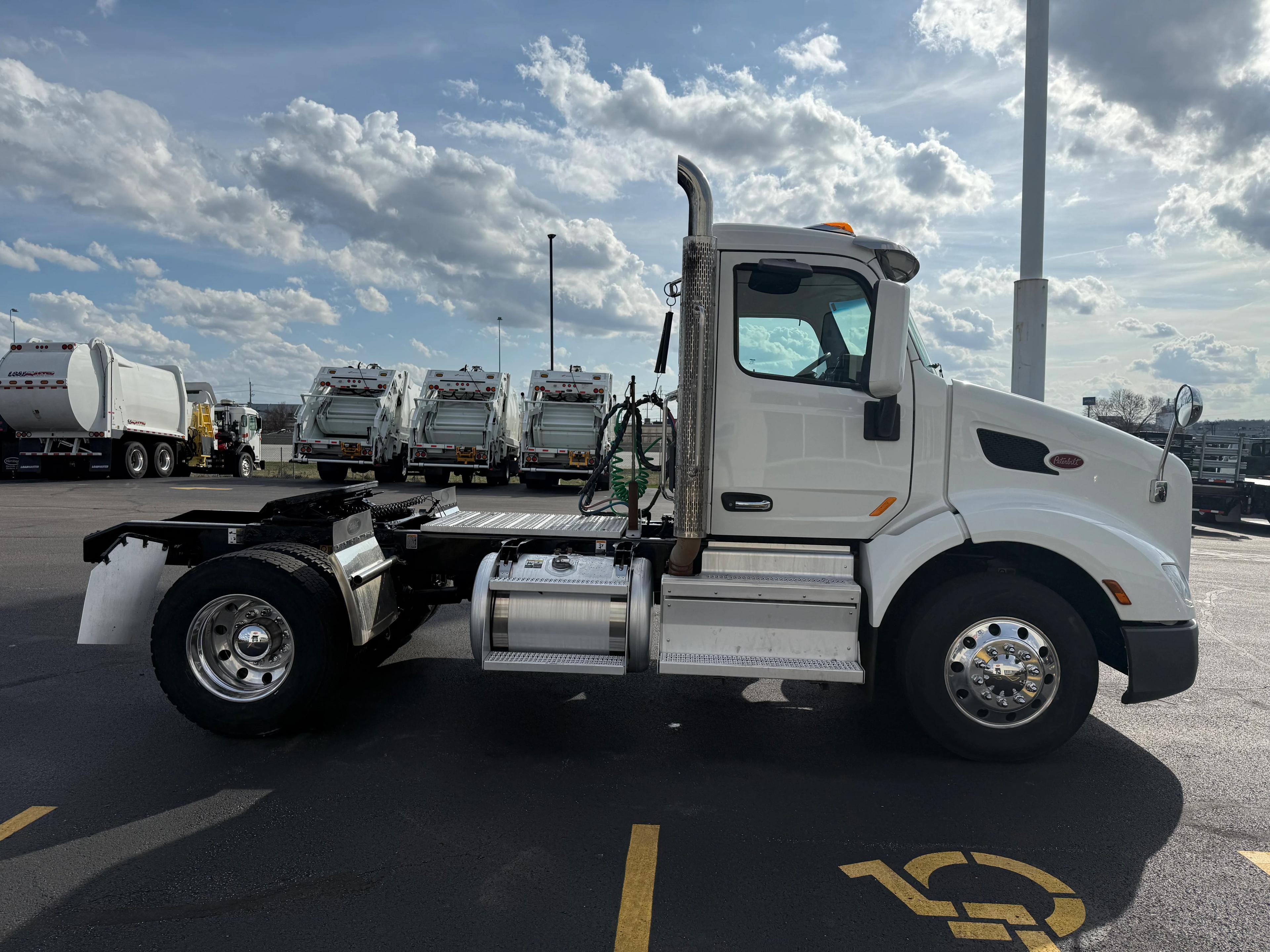 2019 Peterbilt 579 in Dayton, OH — photo 6