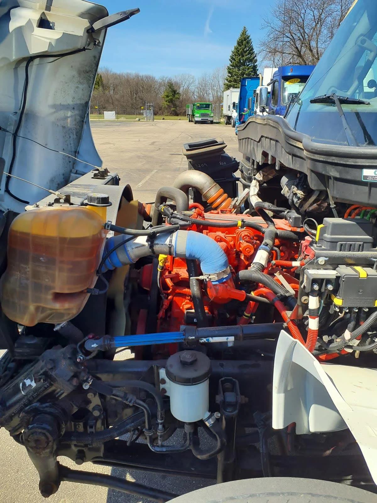 2019 International 4300 in Oak Creek, WI — photo 9