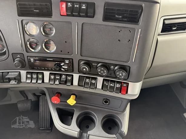 2021 Kenworth T680 in Salt Lake City, UT — photo 10