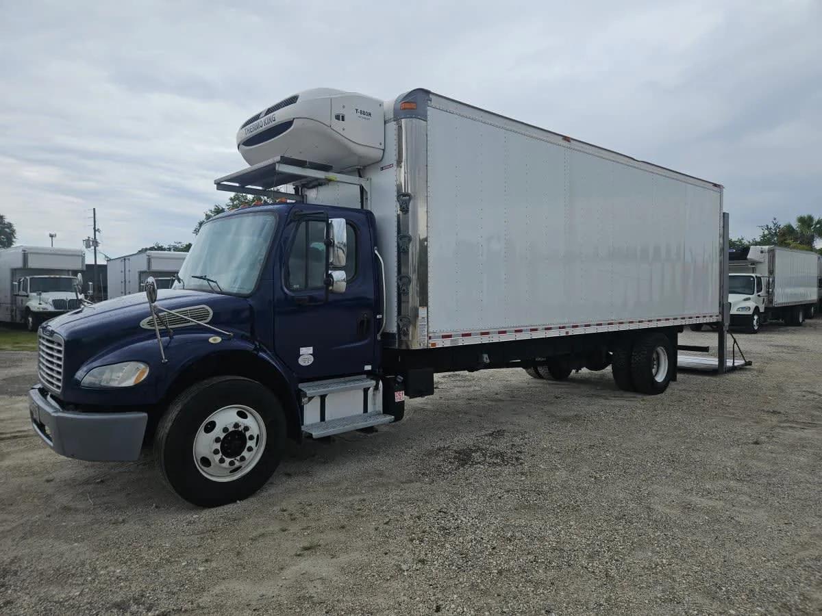 2019 Freightliner M2 106