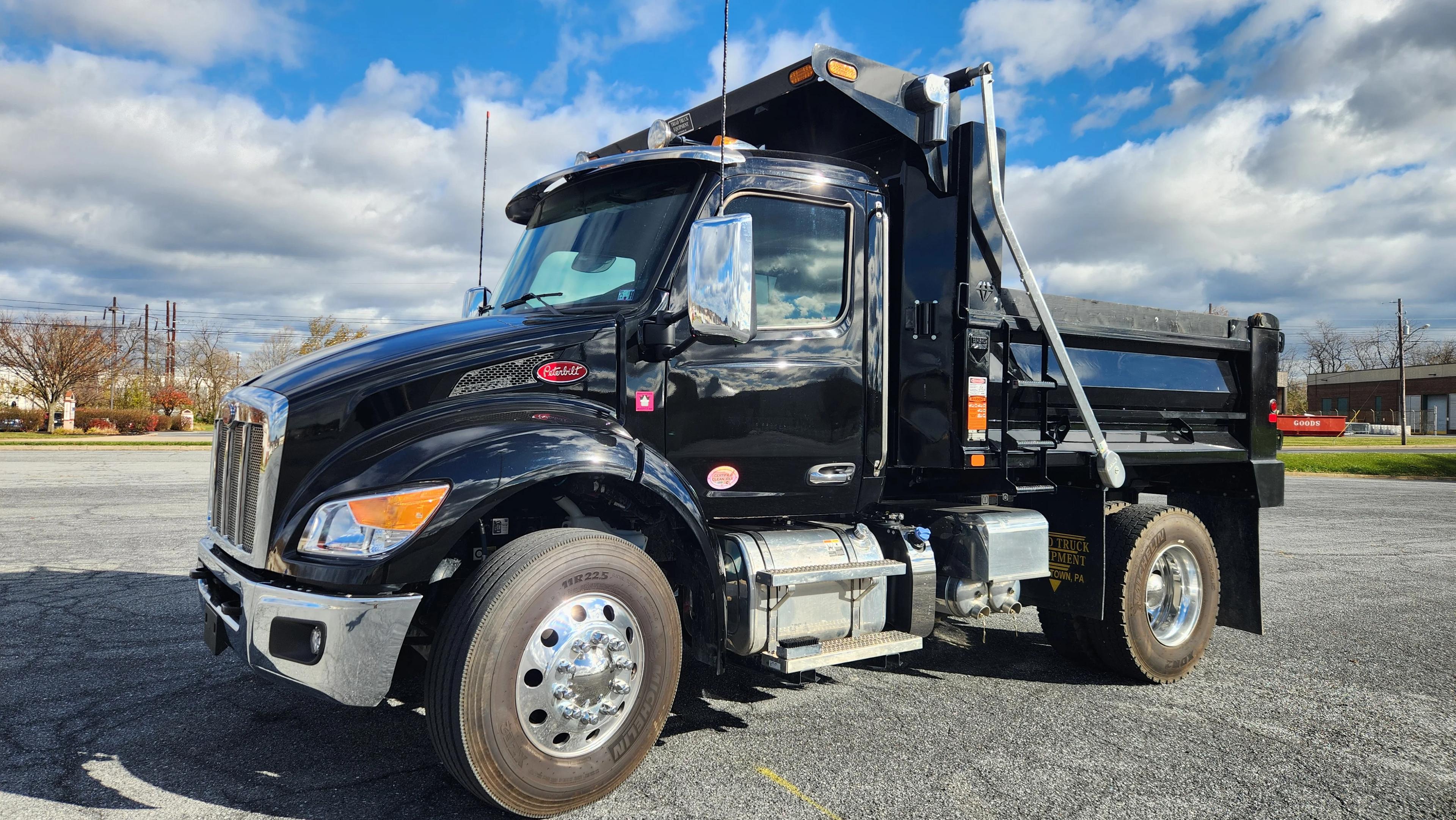 2025 Peterbilt 537 in LANCASTER, PA