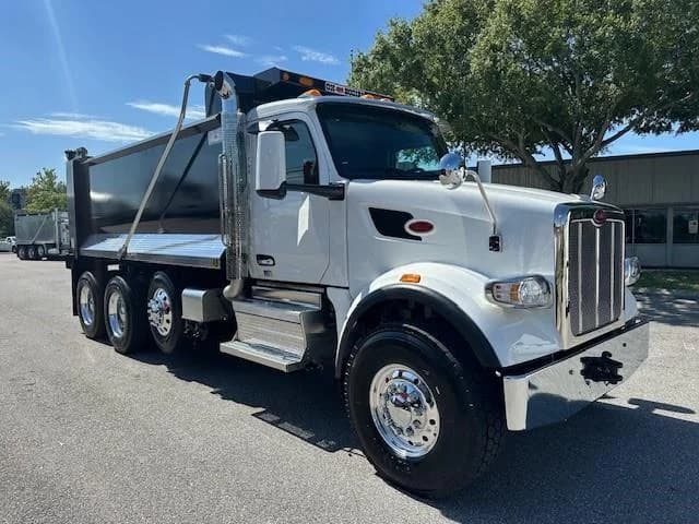 2027 Peterbilt 567 in Tampa, FL — photo 8