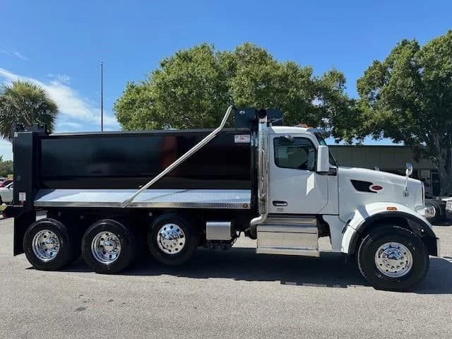 2027 Peterbilt 567 in Tampa, FL — photo 7