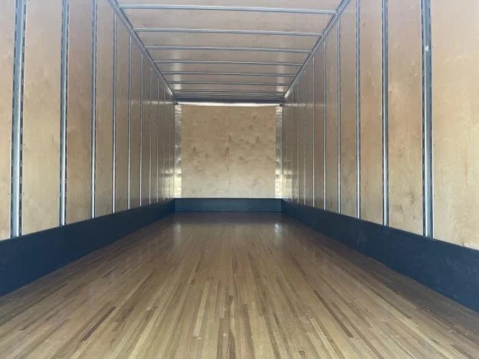 2025 Peterbilt 536 in Dallas, TX — photo 8