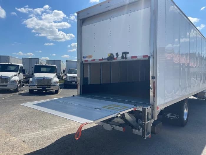 2025 Peterbilt 536 in Dallas, TX — photo 10