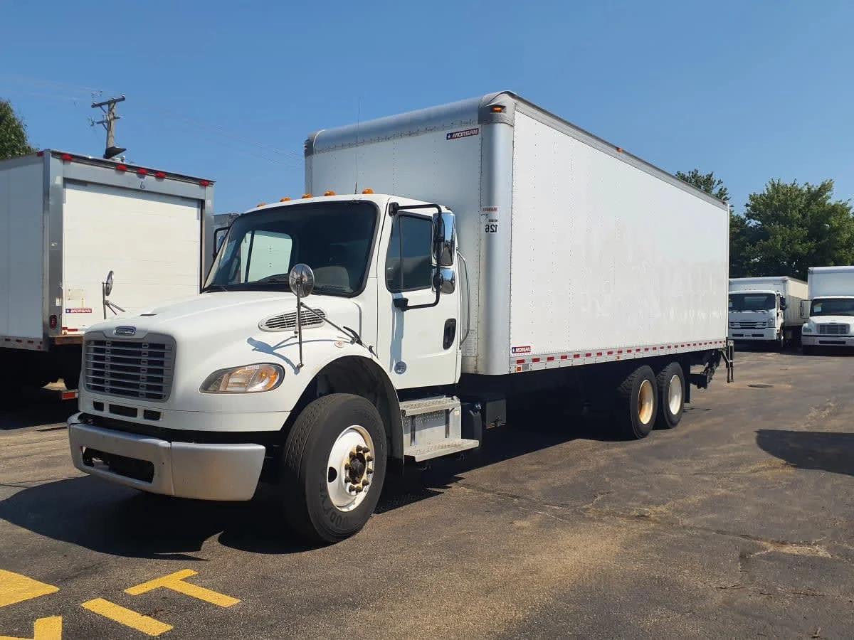 2018 Freightliner M2 106