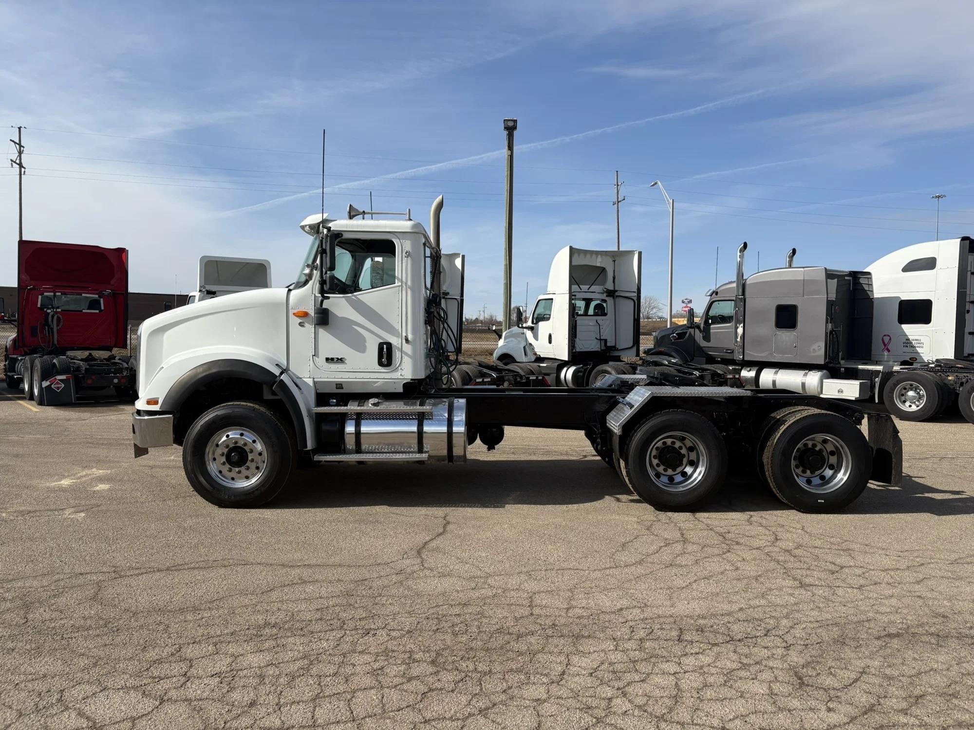 2019 International HX in West Michigan International, MI — photo 2
