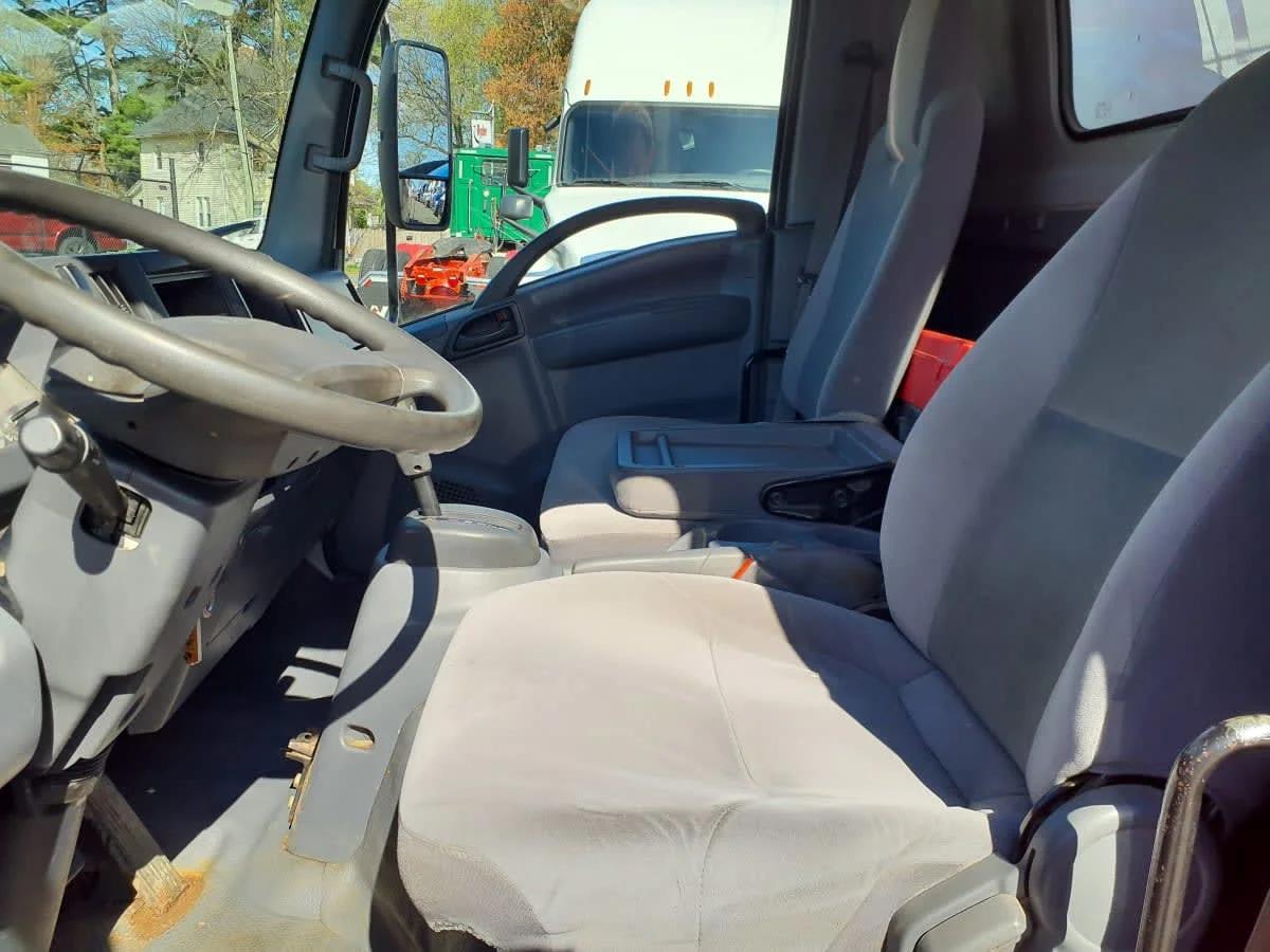 2017 Isuzu NRR in Springfield, MA — photo 11