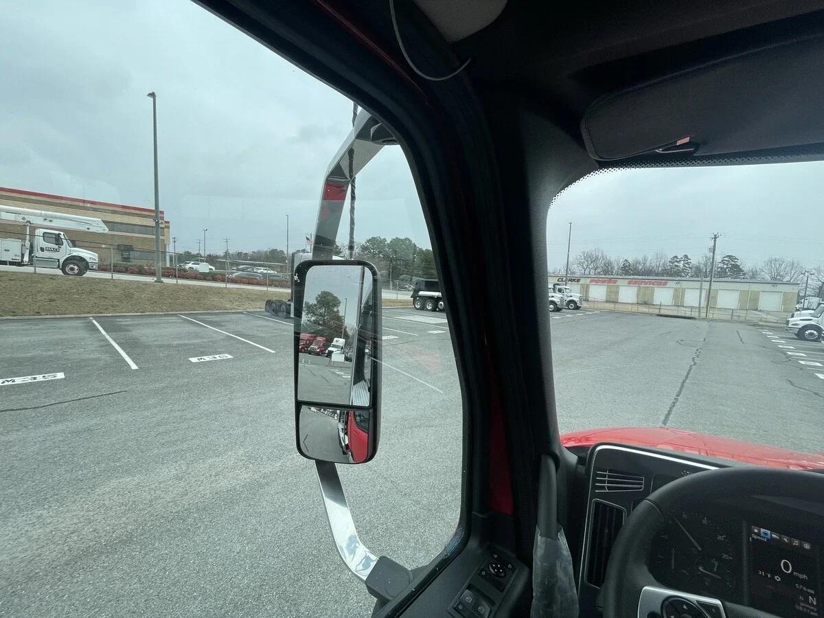2026 Western Star 47X — photo 33