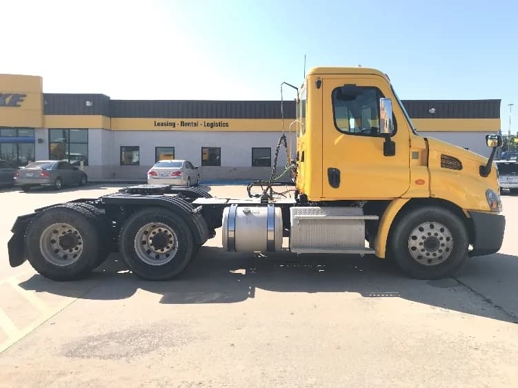 2019 Freightliner Cascadia in Houston, TX — photo 8
