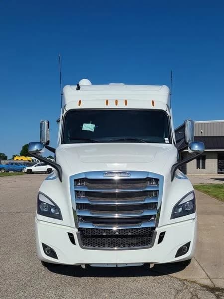 2026 Freightliner Cascadia in Columbus, OH