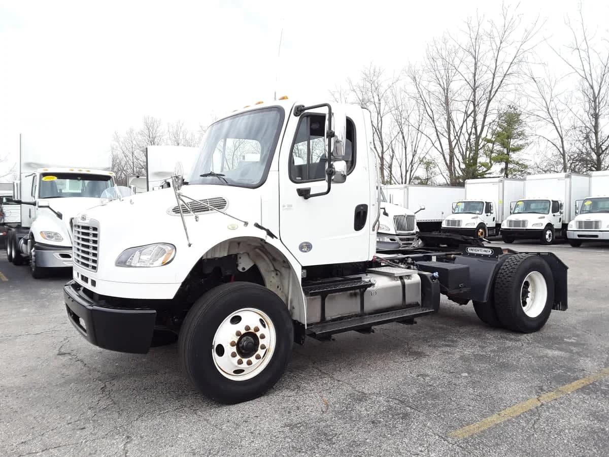 2017 Freightliner M2 106 in Hilliard, OH