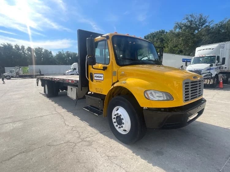 2020 Freightliner M2 106 in Tampa, FL