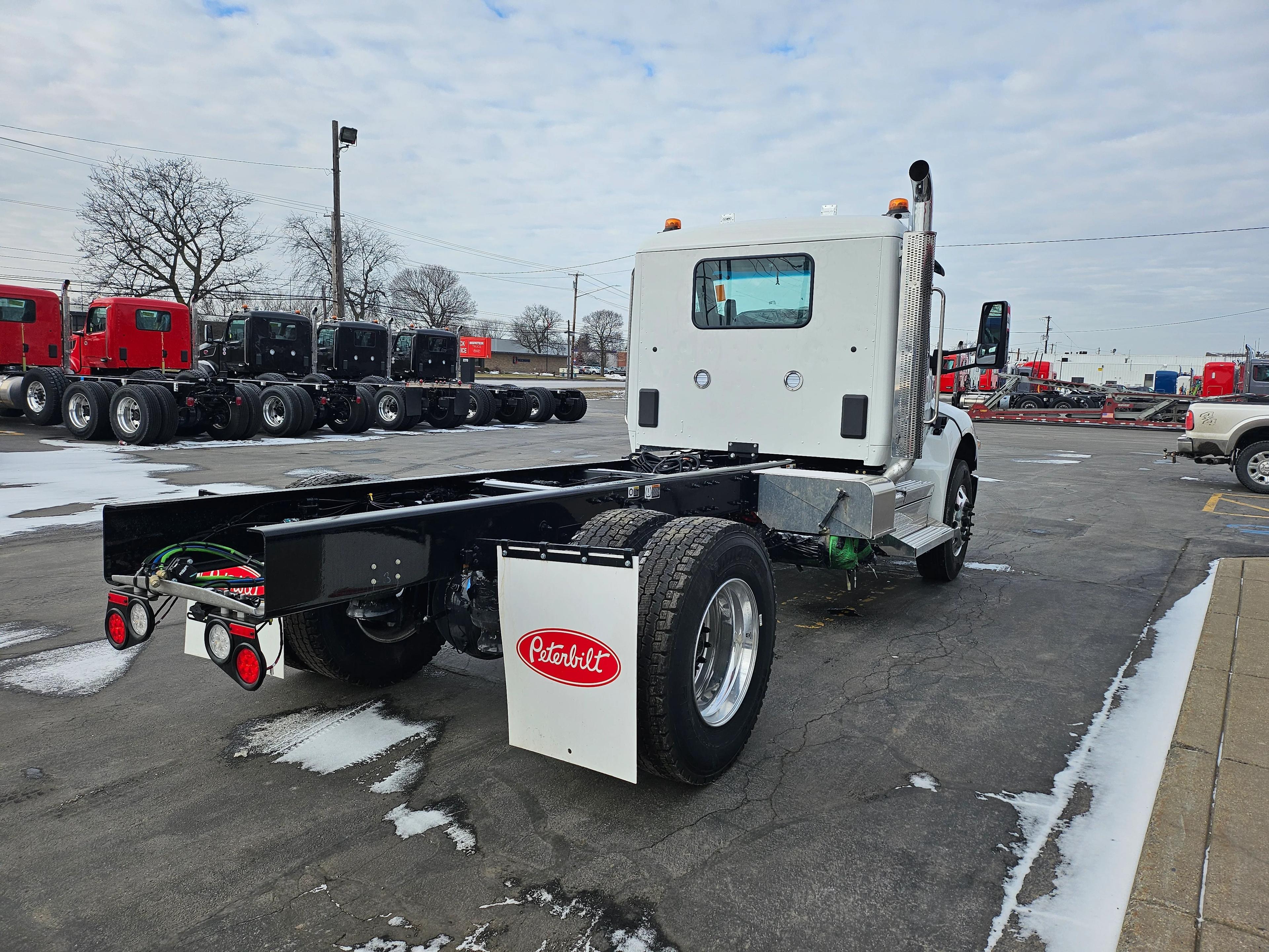 2026 Peterbilt 537 in BUFFALO, NY — photo 4