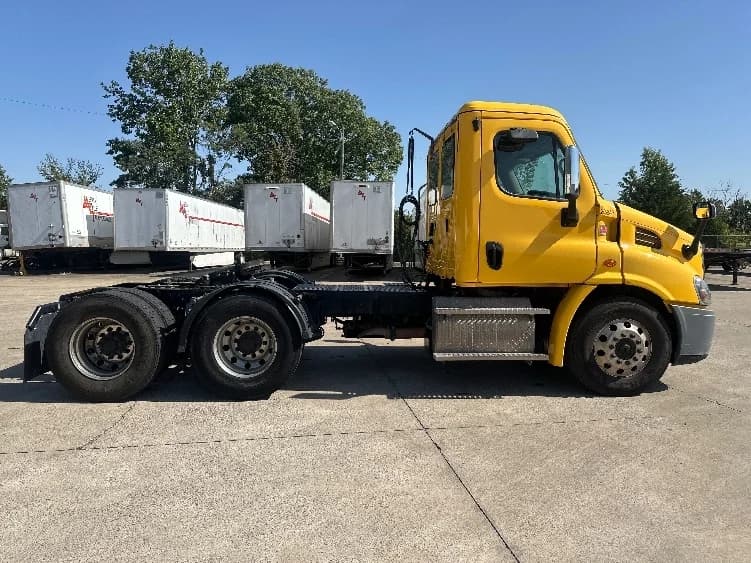 2019 Freightliner Cascadia in Nashville (Mount Juliet), TN — photo 8