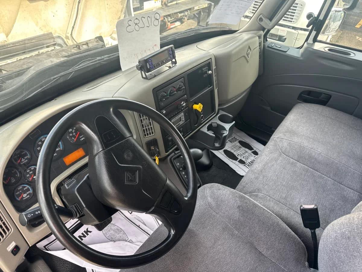 2019 International 4300 in Bolingbrook, IL — photo 8