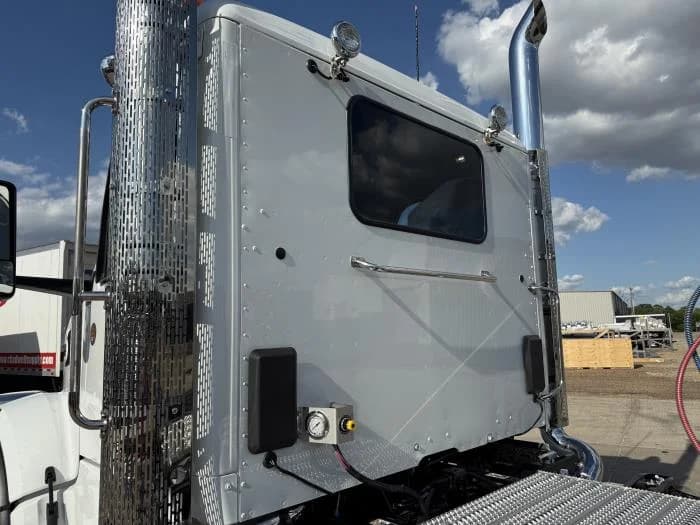 2027 Peterbilt 567 in Dallas, TX — photo 26