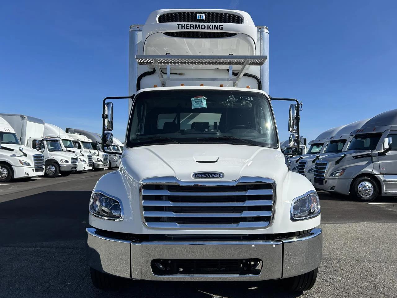 2025 Freightliner M2 106 in Coburg, OR — photo 6