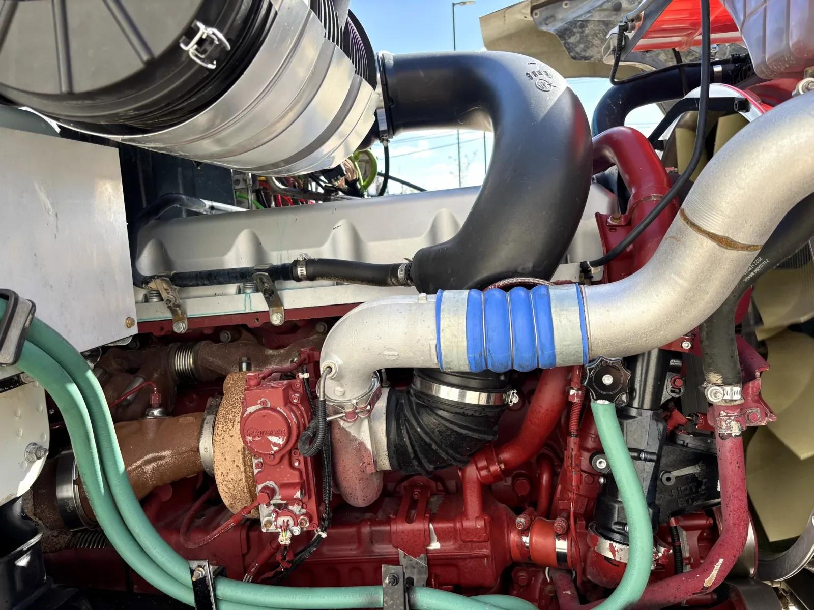 2013 Mack Pinnacle in Hutchins, TX — photo 12