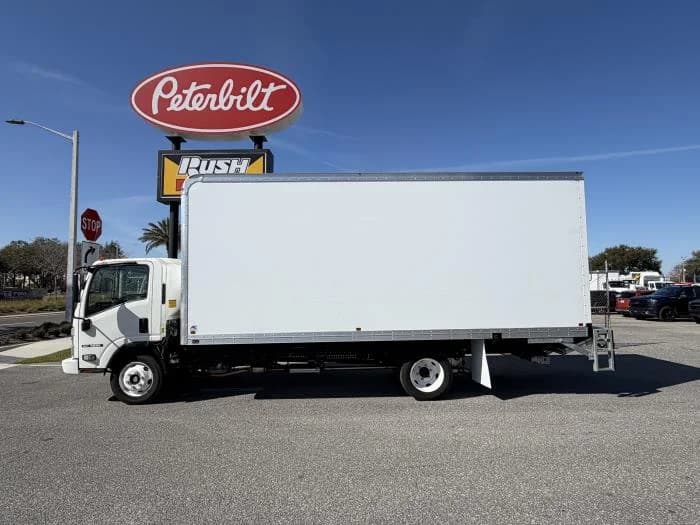 2025 Isuzu NRR in Orlando, FL — photo 3