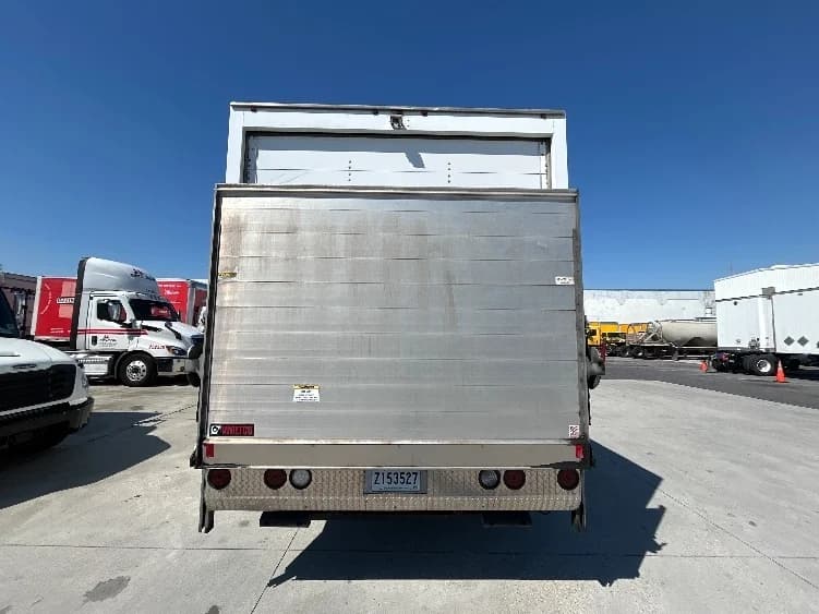 2021 Isuzu NRR in Hammond, LA — photo 7